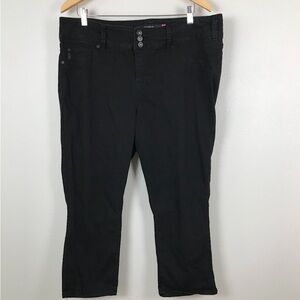 Torrid Black Jean Capri